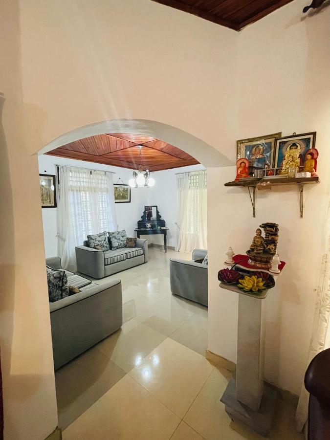 Mangala Lodge Kurunegala Ngoại thất bức ảnh